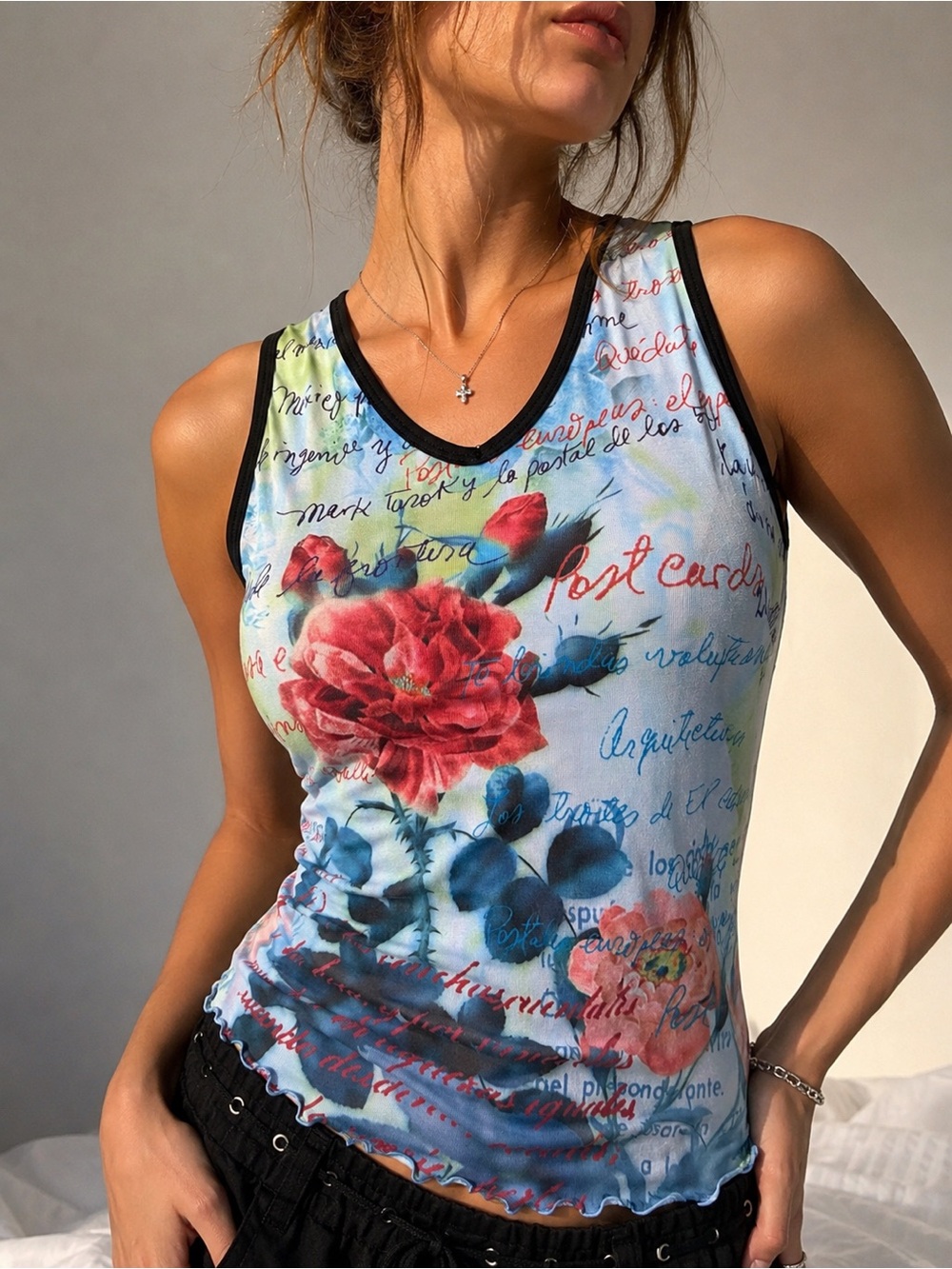 Y2K Kinesis Floral Postcard Print Racerback Tank Top Built In Bra L